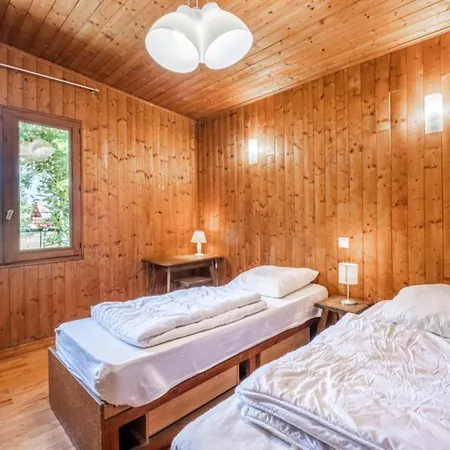 Rustic With Garden In Chalet